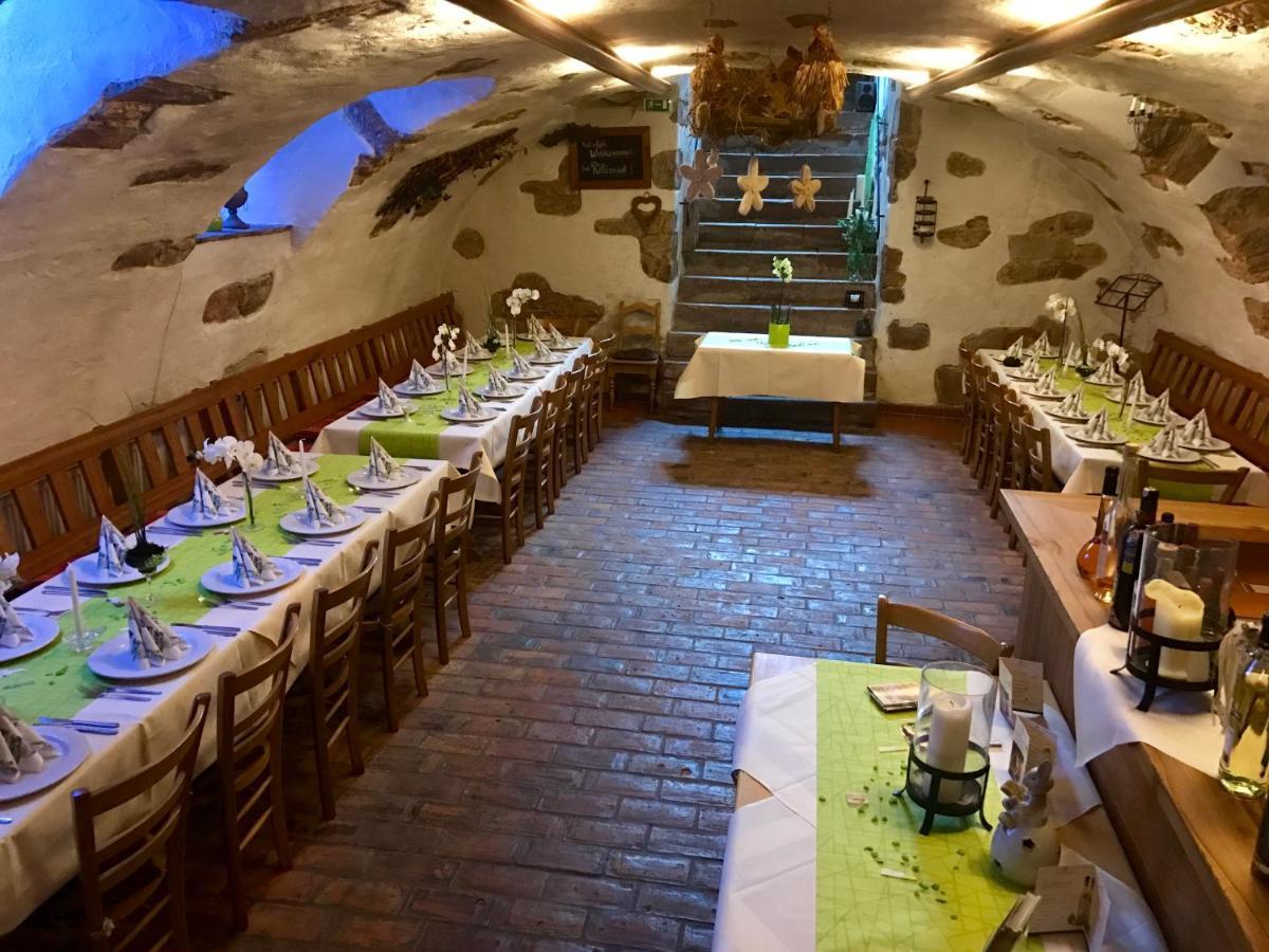 Landgasthaus "Zum Engel" Neuleiningen Kültér fotó