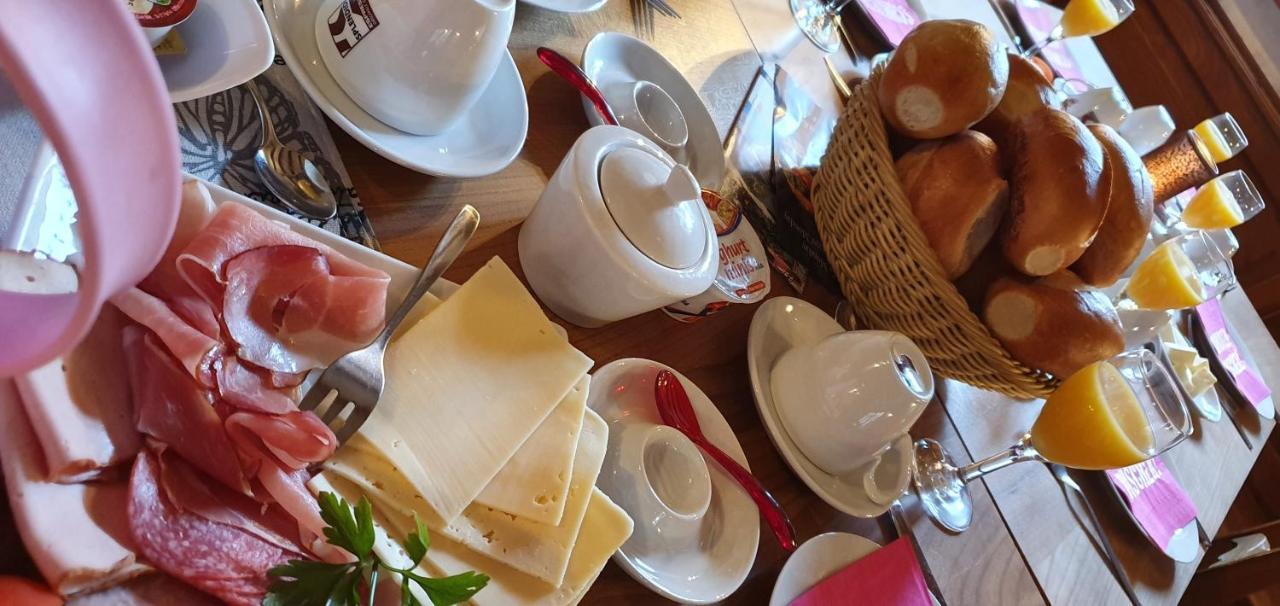 Landgasthaus "Zum Engel" Neuleiningen Kültér fotó