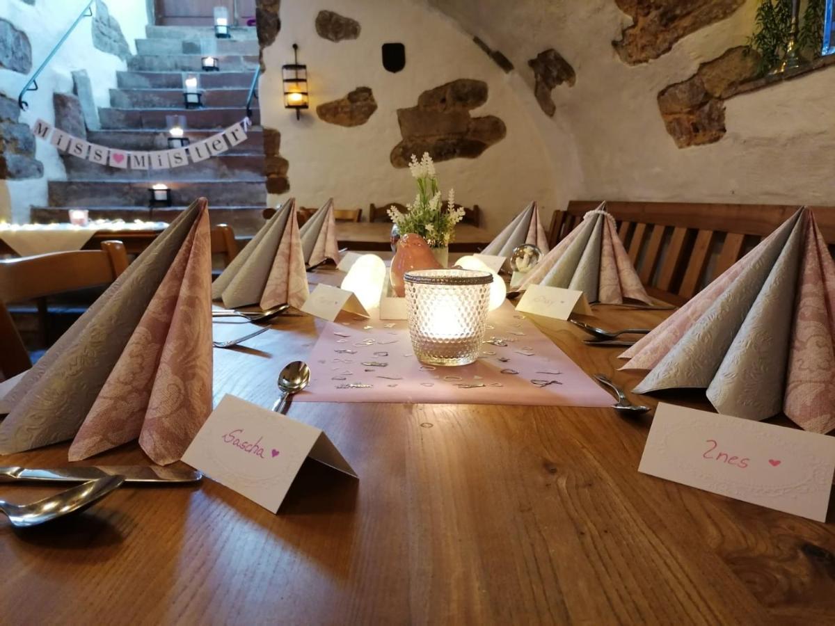 Landgasthaus "Zum Engel" Neuleiningen Kültér fotó