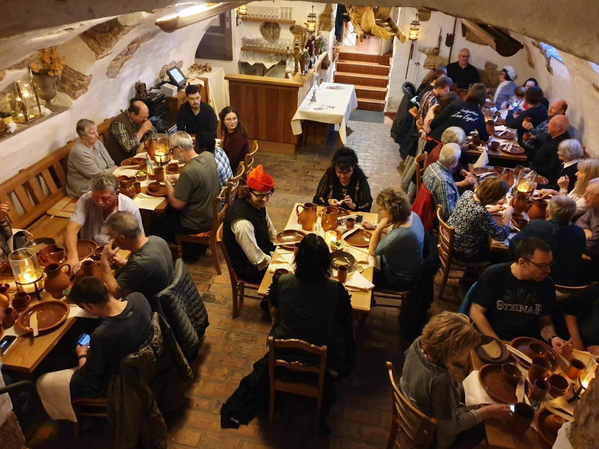 Landgasthaus "Zum Engel" Neuleiningen Kültér fotó